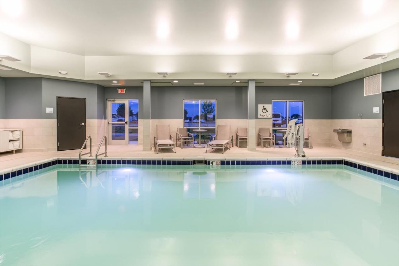 Holiday Inn Express & Suites - Ottawa By Ihg Екстер'єр фото